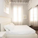 Lucrezia By Prestige Apartamento *
