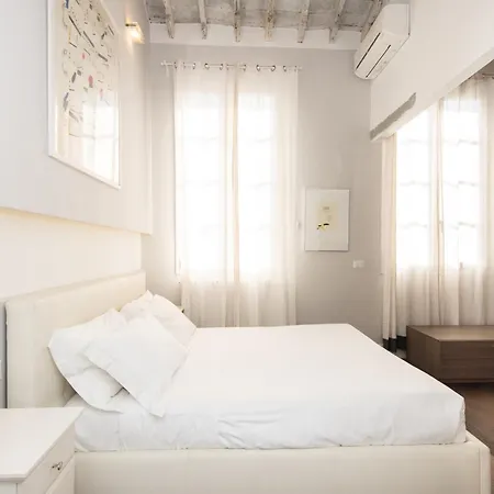 Lucrezia By Prestige Apartament *